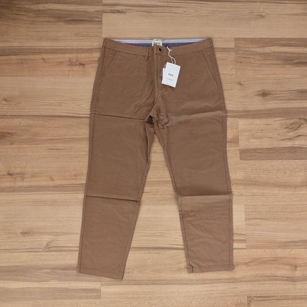 NWT Perk Feel Good Chinos Slim Fit Mens 40x30 Smooth Oak
